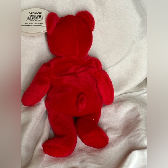 Vintage Hard Rock Rita Beara Plushed Bear - Picture 7 of 7